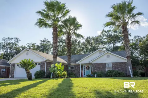 808 Wisteria Ln, Foley, AL 36535