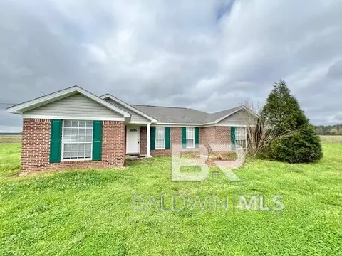 62539 Presley Rd, Atmore, AL 36502