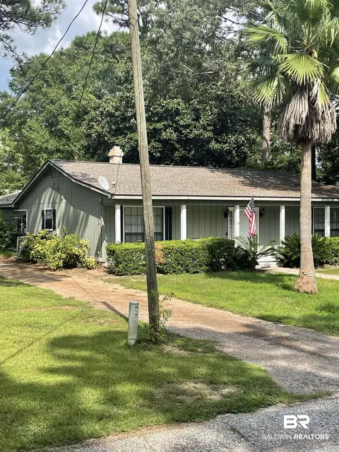 115 Leigh Cir, Daphne, AL 36526