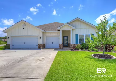 24684 Smarty Jones Cir, Daphne, AL 36526