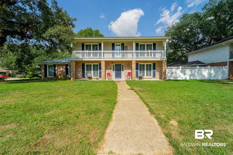 1213 Westbury Dr, Mobile, AL 36609