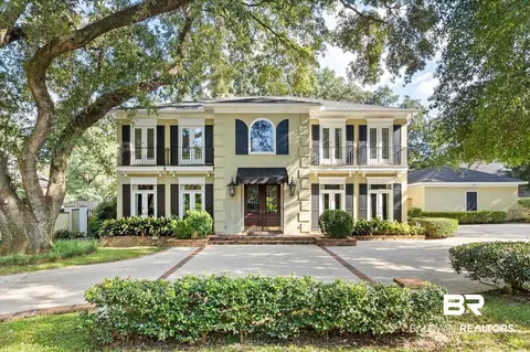 217 Kingswood Ct, Mobile, AL 36608
