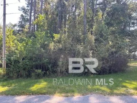 8897 County Road 12, Foley, AL 36535