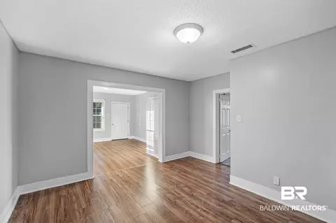1700 Dominick St, Mobile, AL 36605 photo 8