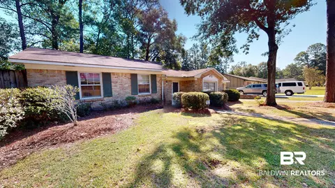 816 Overbey Dr, Mobile, AL 36608 photo 4