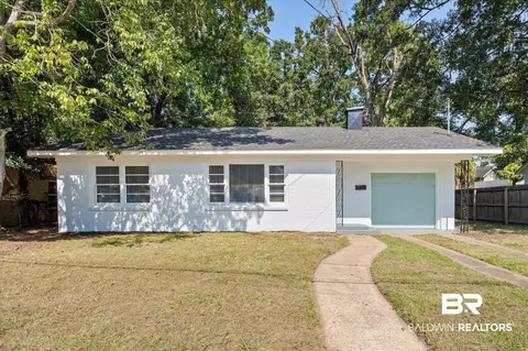 1306 Azalea St, Mobile, AL 36604