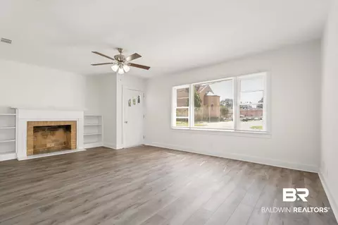 1306 Azalea St, Mobile, AL 36604 photo 2