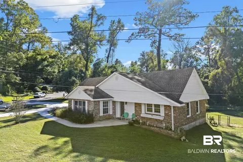136 Confederate Dr, Spanish Fort, AL 36527