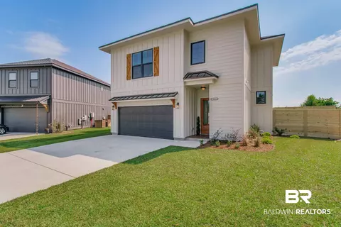 7032 Lake View Dr, Gulf Shores, AL 36542