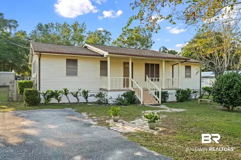 2405 Boddie Ln, Gulf Shores, AL 36542