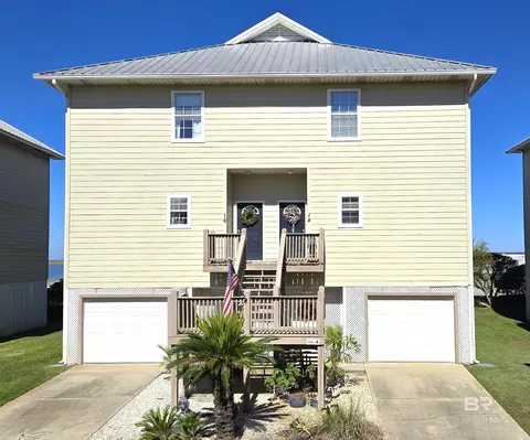 4 Yacht Club Dr #16, Daphne, AL 36526
