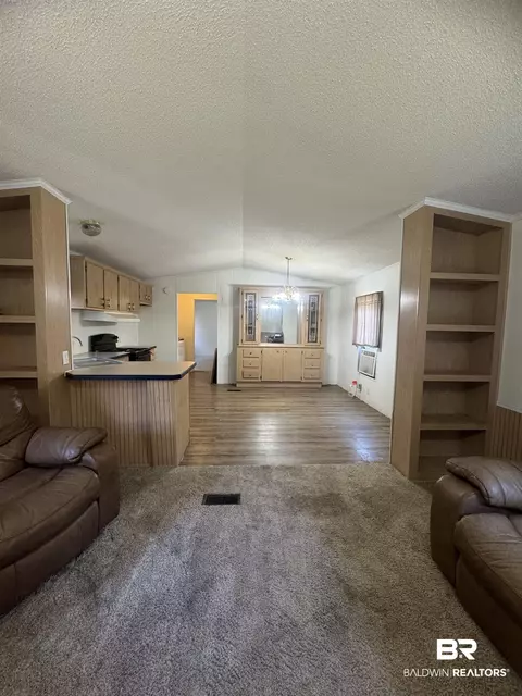 1067 County Road 7, Range, AL 36473 photo 3