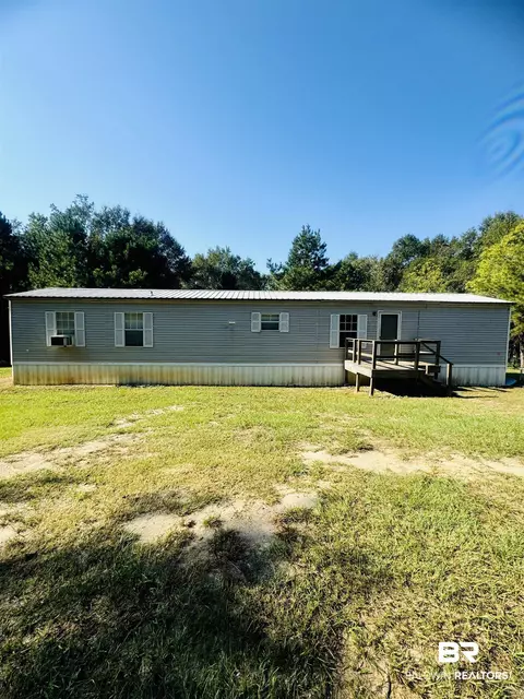 1067 County Road 7, Range, AL 36473