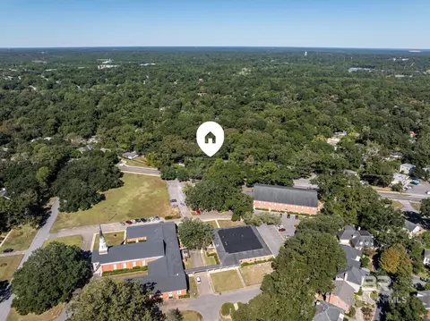 View/Area - 5211 S Border Dr, Mobile, AL 36608 photo 7 of 10