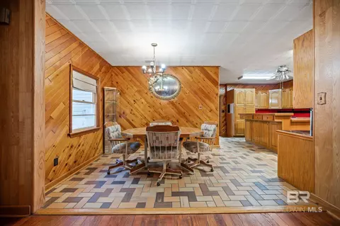 Dining - 5211 S Border Dr, Mobile, AL 36608 photo 2 of 2