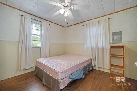 Bedroom - 5211 S Border Dr, Mobile, AL 36608 photo 2 of 3