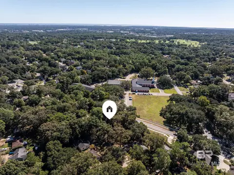 View/Area - 5211 S Border Dr, Mobile, AL 36608 photo 9 of 10