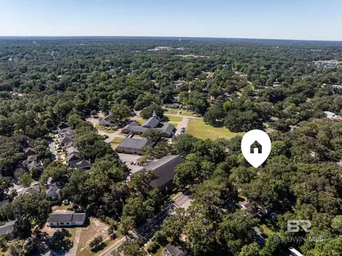 View/Area - 5211 S Border Dr, Mobile, AL 36608 photo 4 of 10