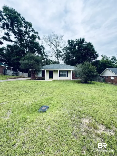 13090 Oak Forge Dr, Mobile, AL 36608
