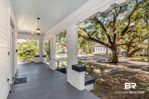250 Tuttle Ave, Mobile, AL 36604 photo 2