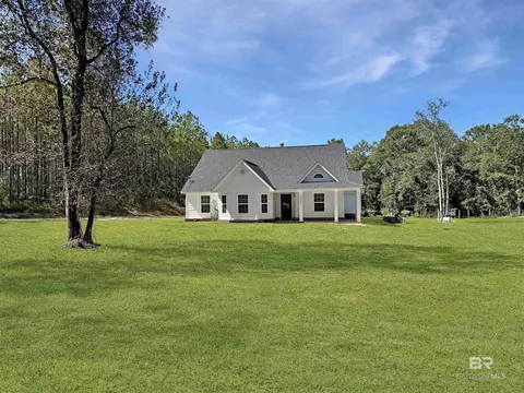 30687 Brady Rd, Robertsdale, AL 36567