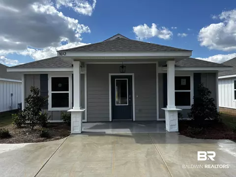 1032 S Bay St, Foley, AL 36535