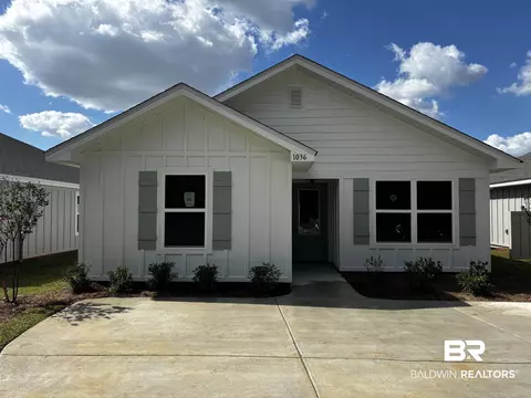 1036 S Bay St, Foley, AL 36535