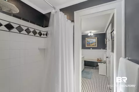 953 Old Shell Rd, Mobile, AL 36604 photo 10