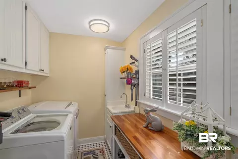 953 Old Shell Rd, Mobile, AL 36604 photo 16
