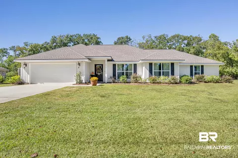 22761 College Ave, Robertsdale, AL 36567