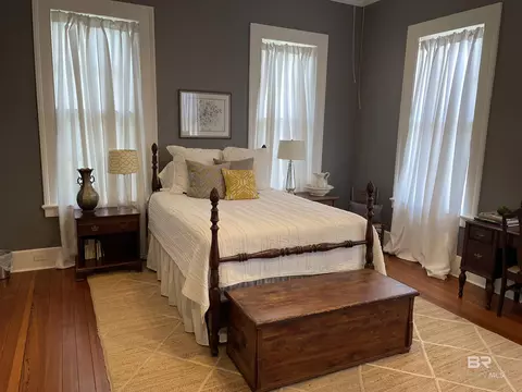 1001 Augusta St, Mobile, AL 36604 photo 9