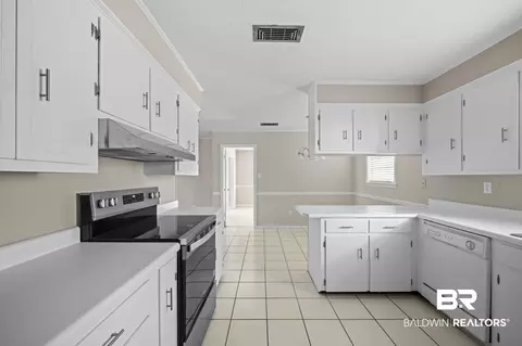 5406 Spring Dr, Mobile, AL 36693 photo 8