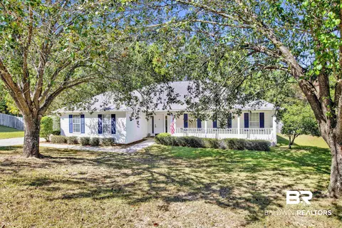 107 Geneva Dr, Daphne, AL 36526
