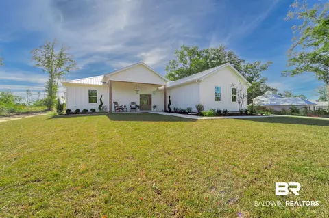 9263 Clarke Ridge Rd, Foley, AL 36535