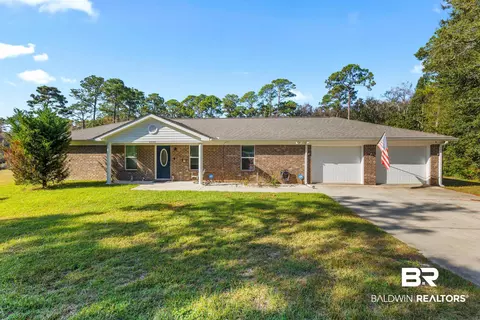 9778 N Bayou Rd, Lillian, AL 36549