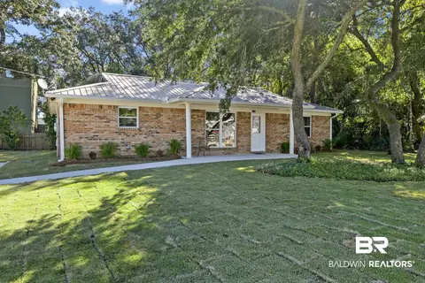 5406 Pensacola Ave, Orange Beach, AL 36561