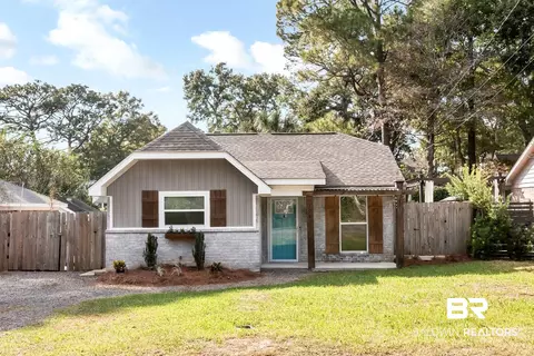 1062 Schaub Ave, Mobile, AL 36609
