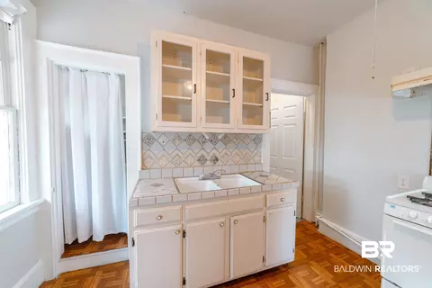 312 1st St, Chickasaw, AL 36611 photo 10