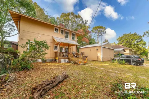 312 1st St, Chickasaw, AL 36611 photo 2