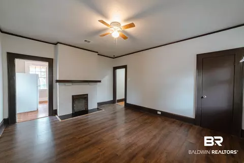 312 1st St, Chickasaw, AL 36611 photo 5