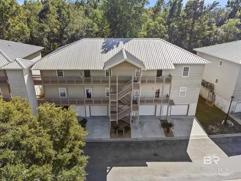 4 Yacht Club Dr #80, Daphne, AL 36526