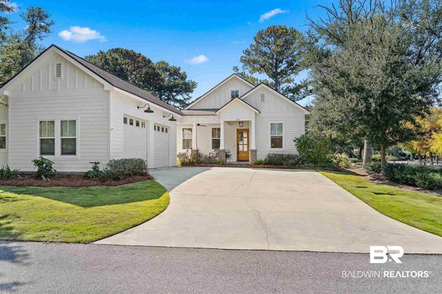 102 Mulberry Ln, Fairhope, AL 36532