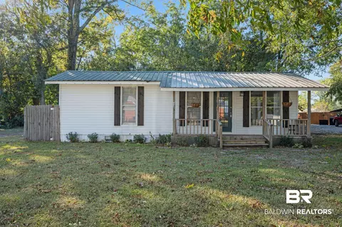 503 N Holly St, Foley, AL 36535
