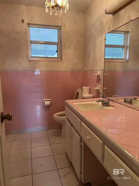 625 E Myrtle Ave, Foley, AL 36535 photo 6