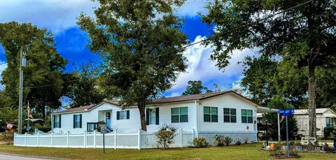 1710 S Spanish Cove Dr, Lillian, AL 36549