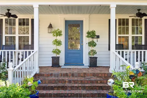 202 Woodlands Ave, Mobile, AL 36607 photo 2