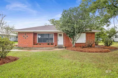 311 W Myrtle Ave, Foley, AL 36535