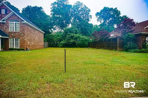 6342 Hillcrest Trace Dr, Mobile, AL 36609 photo 1
