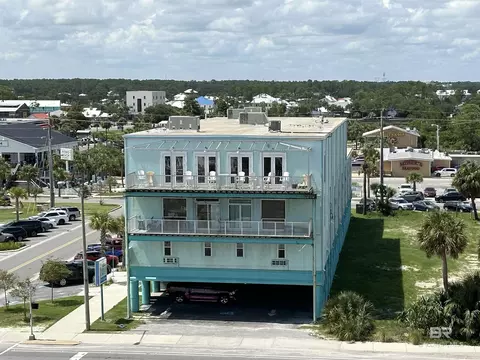 200 E Beach Blvd #302, Gulf Shores, AL 36542