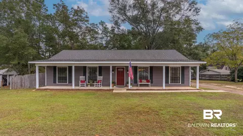 102 Plantation Ct, Daphne, AL 36526